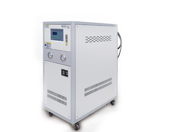 冷水機(jī)與輔助設(shè)備的協(xié)同運(yùn)行策略